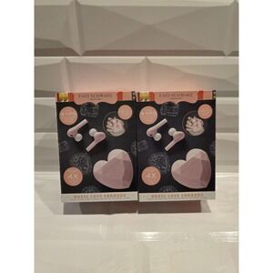 2 Pair "Music Love" Pink Wireless EarBuds Earphone Heart Shaped Case FAO Schwarz